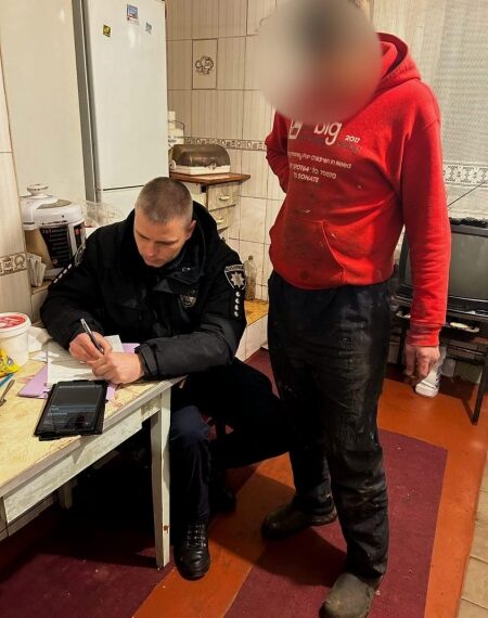 У Шостці поліцейські притягують до відповідальності домашніх кривдників – Суми та область