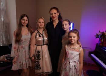 У Сумах талановиті діти долучились до благодійного концерту на користь ЗСУ – Суми та область