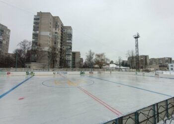 У Сумах запрацювала ковзанка – Суми та область