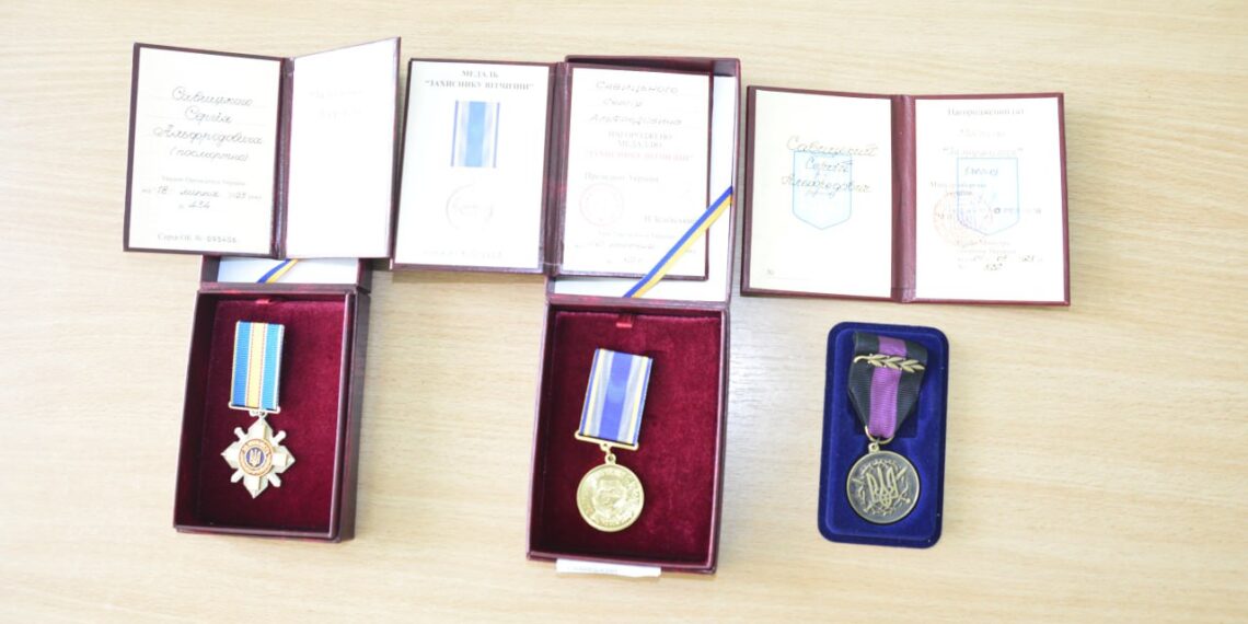 Військового з Київщини посмертно відзначили державною нагородою