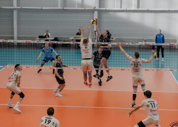 Волейбольна «Решетилівка» перемогла чернігівський «Буревісник-ШВСМ» і вийшла до чвертьфіналу національного кубка • Волейбол •