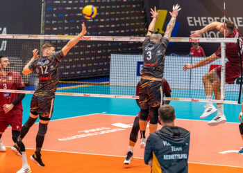 Волейбольна «Решетилівка» програла житомирській команді «Житичі-Полісся» • Волейбол •