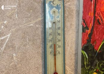 “За що я повинна платити?”. Мешканці будинку у Сумах скаржаться на неякісне опалення – Суми та область