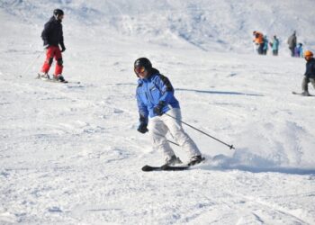 Зі Львова на лижі. Чи розпочали гірські курорти сезон і які ціни на підйомники – Перший львівській портал