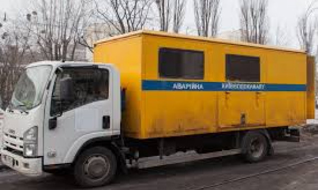 На столичній Борщагівці через пошкоджену трубу два будинки відключили від водопостачання | Київщіна