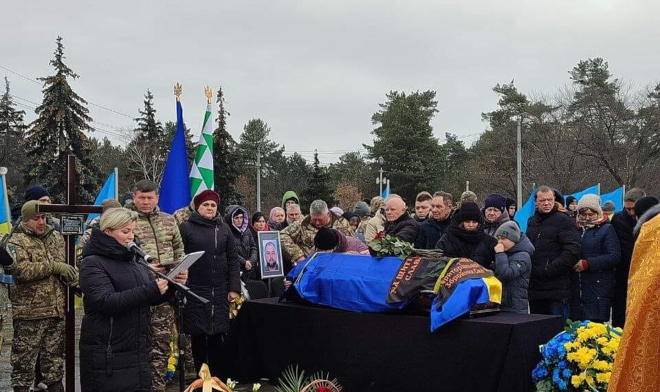 Українська громада сьогодні в останню путь провела загиблого героя Костянтина Бахмацького, фото – Київщіна