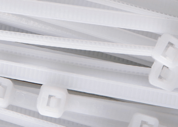 Нейлонова кабельна стяжка: інноваційне рішення для фіксації кабелів