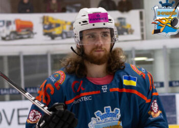 ХК «Кременчук» розірвав контракт із захисником Данилом Бабчуком • Хокей •