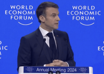 Макрон у Давосі підтвердив, що Франція має намір підписати з Україною безпекову угоду