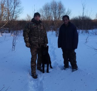 На Глухівщині кінолог зі службовим собакою знайшли чоловіка, який зник після пожежі – Суми та область