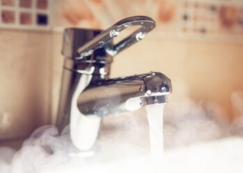 На кількох вулицях Сихова не буде гарячої води. Перелік – Перший львівській портал