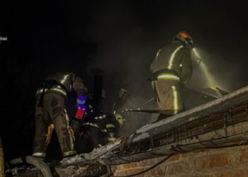 На Сумщині згорів житловий будинок – Суми та область