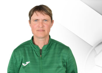 Тренерку ЖФК «Ворскла» Наталію Зінченко визнали кращою тренеркою жіночого футболу у 2023 році • Футбол •