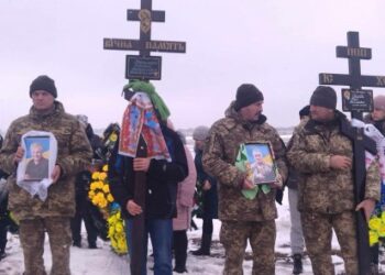 У Бурині попрощалися із двома захисниками – Суми та область