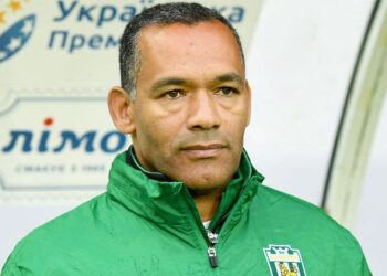 “У мене є навички, які допоможуть їм досягнути успіху”: екс-тренер Карпат хоче очолити Бенфіку | Футбол