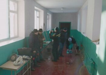 У Шостці від ракетного обстрілу постраждали 10 навчальних закладів – Суми та область