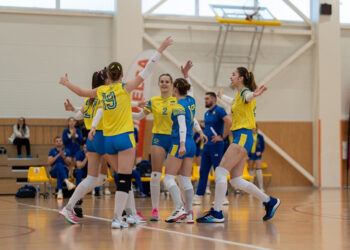 Вихованки полтавського волейболу здобули «срібні» медалі на турнірі СЄВЗА-2024 у складі збірних U-18 та U-20 • Волейбол •