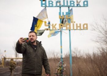 Зеленський відвідав позиції Сил оборони в Авдіївці – Перший львівській портал
