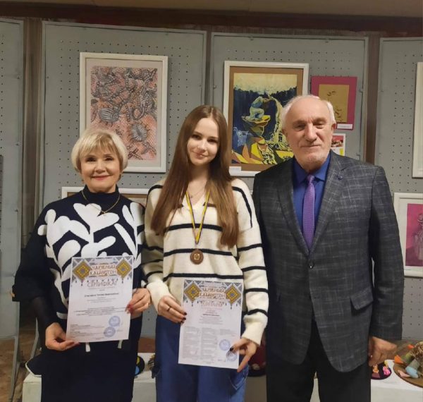 Юна співачка із Шостки відзначилася на конкурсі музичного мистецтва – Суми та область
