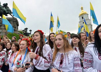 Населення України за два роки скоротилося з 42 до 35 мільйонів осіб | Політика