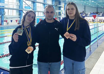 Плавчині з Полтавщини здобули дванадцять медалей на Чемпіонаті України • Плавання •
