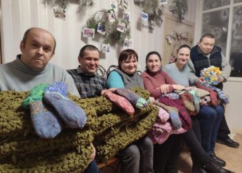Сумчани передали українським захисникам теплі подарунки – Суми та область