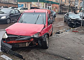 У Сумах сталася ДТП на вулиці Ярослава Мудрого – Суми та область