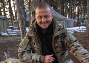 Валерій Залужний запропонував своє бачення нової стратегії війни | Політика