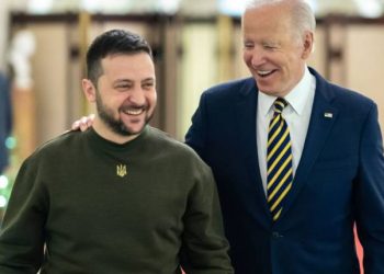 Зеленський поговорив з Байденом про ситуацію на фронті та у Конгресі США