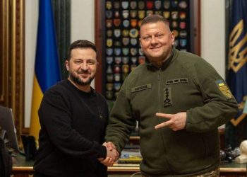 Зеленський провів зустріч з Залужним: мова про відставку не йшла