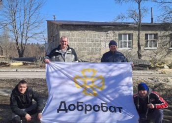 Добробатівці відновлюють понівечений дах харчоблоку Тростянецької лікарні – Суми та область