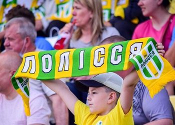 Грав у Європі та за збірну України: Полісся підписало відомо півзахисника | Футбол