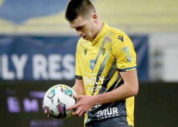 Гравець Руху Денис Підгурський висловився про розгромну перемогу над Металістом 1925 | Футбол