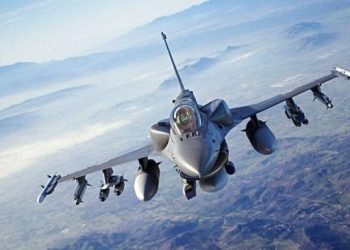 Кулеба повідомив, коли F-16 з’являться у небі України