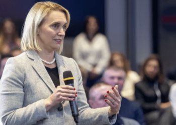 Посол США Брінк повідомила про першу всесвітню зустріч радників щодо “формули миру” у Києві