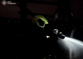 У Білопіллі вогнеборці врятували житловий будинок – Суми та область