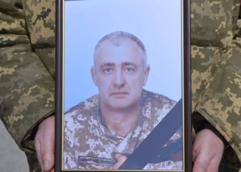 У Лебедині попрощалися з полеглим захисником  В’ячеславом Заводовським – Суми та область