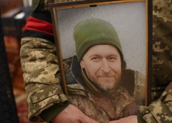 У Сумах провели в останню путь військовослужбовця Андрія Сіробабу – Суми та область
