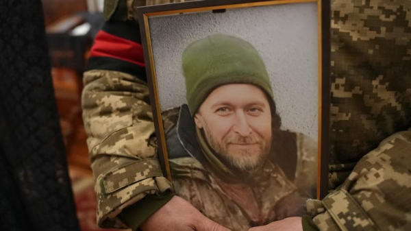 У Сумах провели в останню путь військовослужбовця Андрія Сіробабу – Суми та область