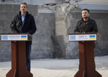 Зеленський розповів про атаку Росії на Одесу під час перебування в місті прем’єра Греції і замахи на себе (Відео)