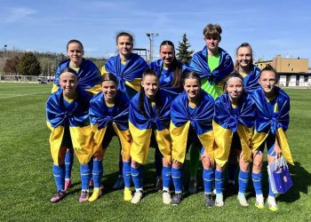 Дівоча збірна України з ворсклянкою у складі програла Чехії • Футбол •