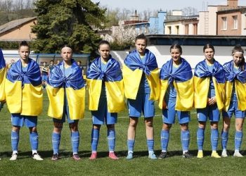 Дівоча збірна України з ворсклянкою у складі програла Норвегії і закінчила відбір до Євро-2024 • Футбол •