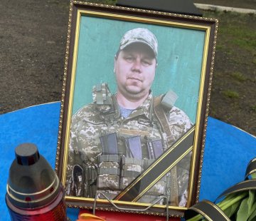 Ямпільська громада попрощалася із захисником Олексієм Кірієнком – Суми та область