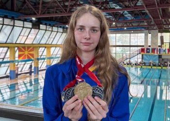 Юлія Ткаченко з Горішніх Плавнів здобула три медалі на міжнародному турнірі Multinations Youth Swimming 2024 • Плавання •