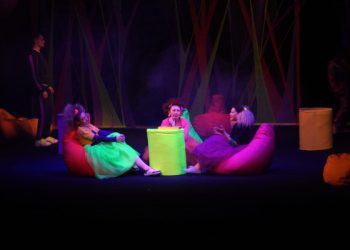 Колектив Луганського музично-драматичного театру отримав відзнаки Сумської ОВА – Суми та область