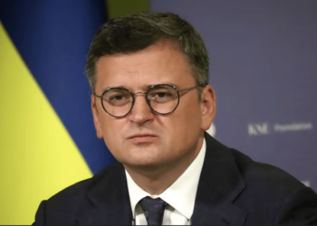 Кулеба прокоментував запроваджені обмеження консульських послуг для чоловіків мобілізаційного віку