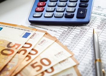 Курс валют в Украине 7 апреля 2024: сколько стоит доллар и евро