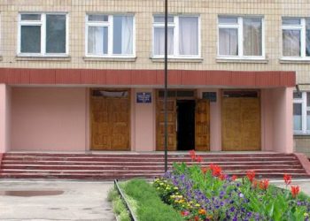На крісло директора Сумського ліцею №33 – до десяти охочих – Суми та область