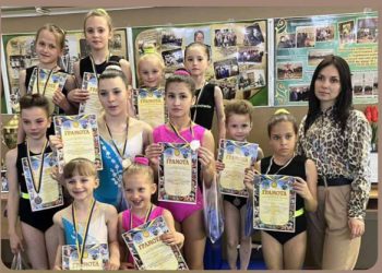 Охтирські акробатки успішно виступили на чемпіонаті області – Суми та область