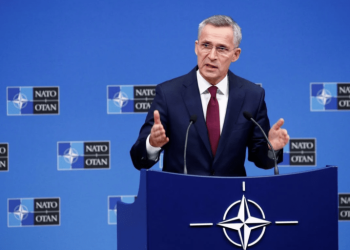 Росія постійно збільшує потужність наступу в Україні – генсек НАТО Столтенберг